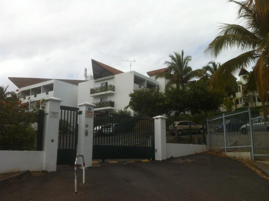 A Deux Pas De L'Ocean Apartman Saint-Gilles-les Bains Kültér fotó